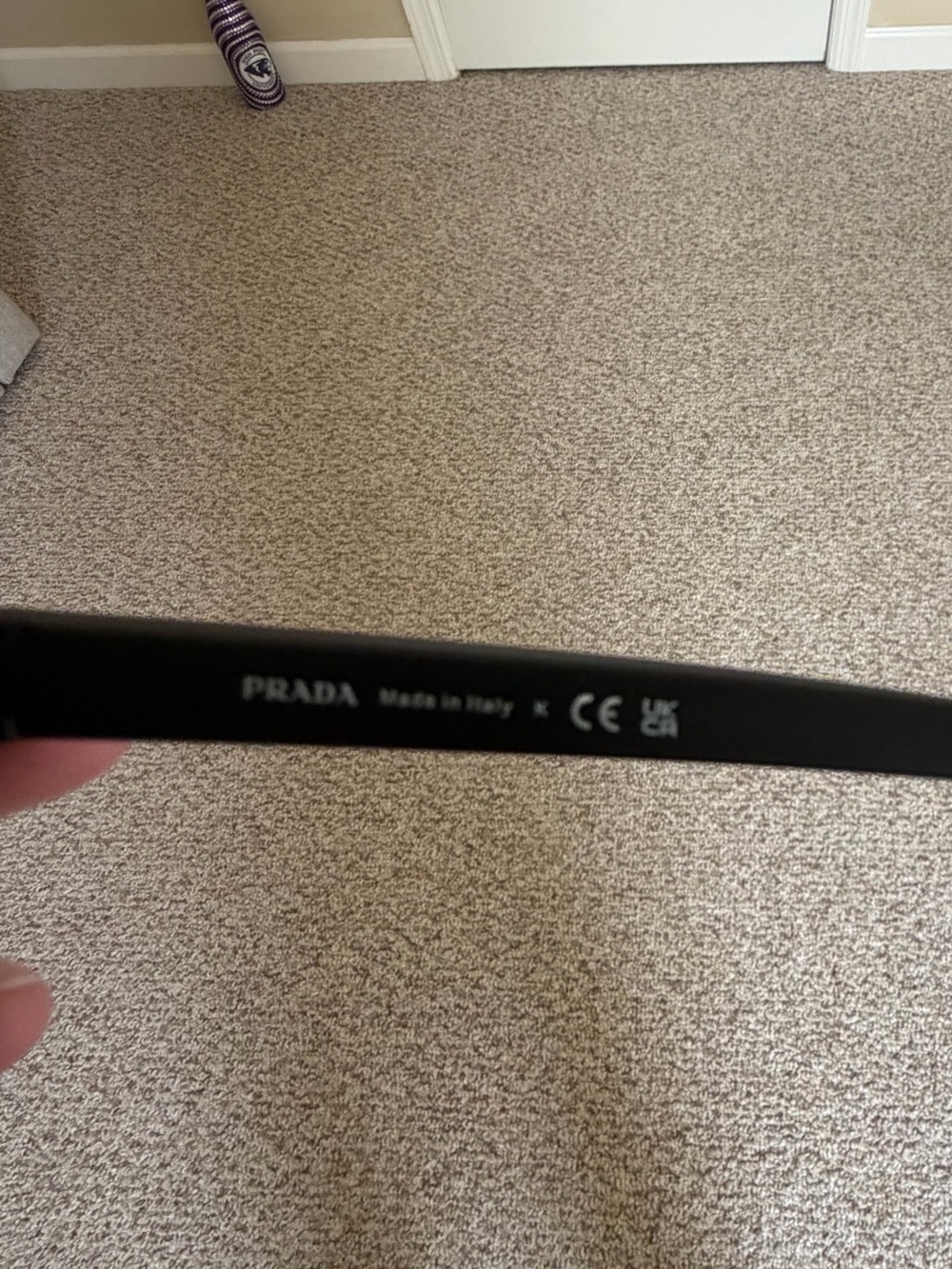 Prada sunglasses with case color Black - Picture 6 of 8
